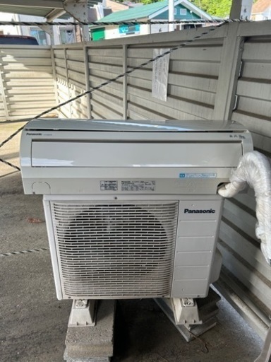 パナソニックインバータエアコンCS-220CR