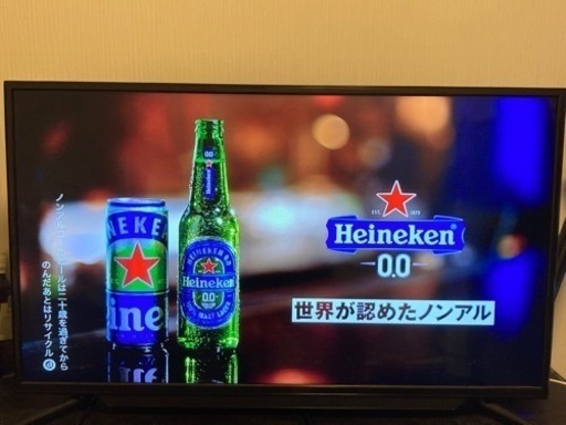 40インチ液晶テレビ