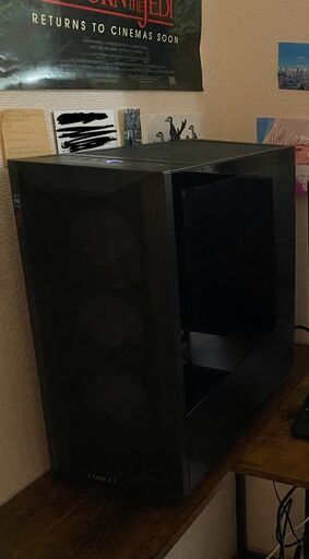 ゲーミングPC（Nvidia 4070Ti, Intel i7-13700KF）＋モニター