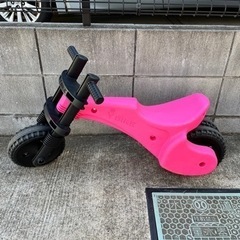 【取引中】Y BIKE ワイバイク バランスバイク ピンク