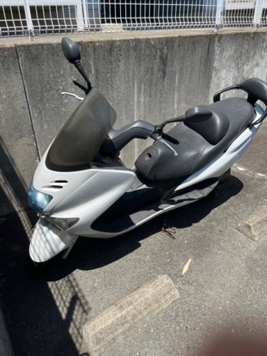 YAMAHA　マジェスティ125