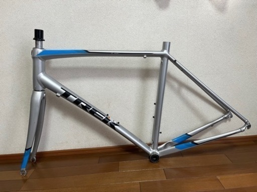 ロードバイク TREK DOMANE AL3