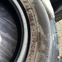 nv350 キャラバン タイヤ4本セット(中古)