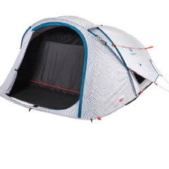 テント　ポップアップ式ですが、泊キャンプ用テントです