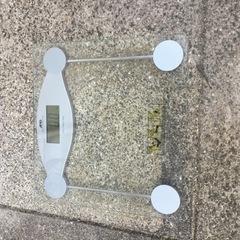 ガラス　体重計
