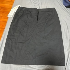 【新品】【未使用】スーツ　スカート　15号　大きいサイズ　黒　特...