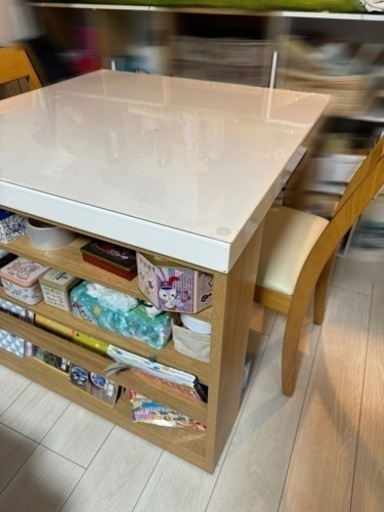 【美品】家具 テーブル 収納付き ダイニングテーブル 椅子2脚つき