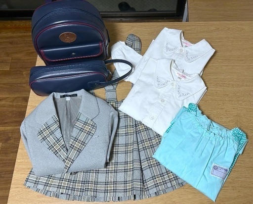 つつじ幼稚園グッズ　女子　120cm