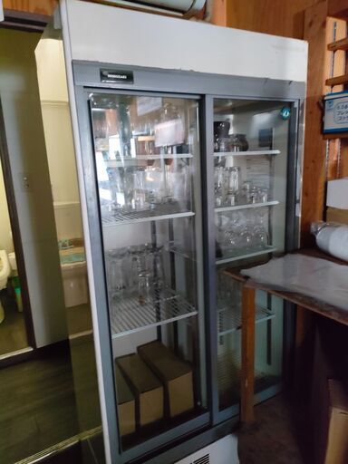 飲食業用大型冷蔵庫・厨房施設