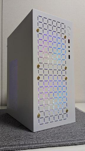 Ryzen搭載☆お洒落な白基調コンパクトゲーミングPC☆