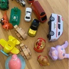 おもちゃ おもちゃ 車　飛行機　子供　マイメロ　アンパンマ…