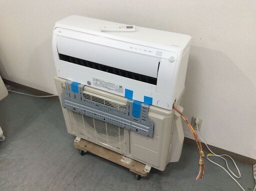 （5/13受渡済）YJT8456『安心30日間保証付』【FUJITSU/富士通 8畳用エアコン】美品 2022年製 ノクリア AS-H252M-W 家電 冷暖房 エアコン 壁掛型 単相100V