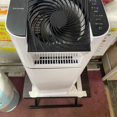 リサイクルショップどりーむ荒田店　No10369 除湿機　衣類乾燥　サーキュレーター式　アイリスオーヤマ　２０２２年製　高年式♪　動作確認OK♪
