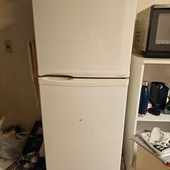 DAEWOOドア冷蔵庫（２２７L) ホワイト