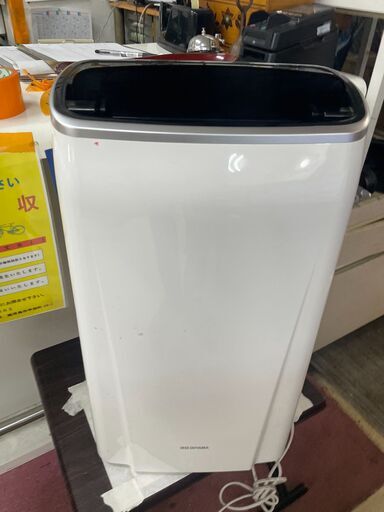 リサイクルショップどりーむ荒田店　No11962 衣類乾燥除湿機　アイリスオーヤマ　２０２１年製　高年式♪