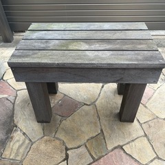 木製テーブル　椅子　台

