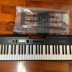 【美品】電子ピアノ　CASIO  CT-S300 