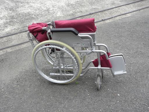 商談中・車いす・幸和製作所・ノーパンクタイヤ・S-15・車イス・車椅子  