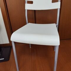 IKEA　パイプ椅子