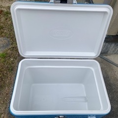 クーラーボックス