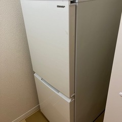 キッチン家電 少し大きめ152L冷蔵庫(SHARPの2020年製)