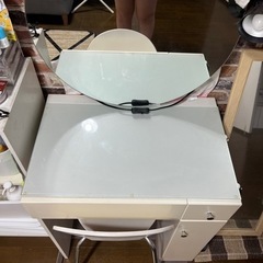 家具ドレッサー