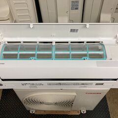 K05287　中古エアコン 東芝 2020年製 主に6畳用 冷房能力 2.2KW / 暖房能力 2.2KW