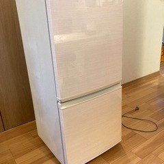 冷蔵庫 2020年製 SHARP 137L 両開き対応