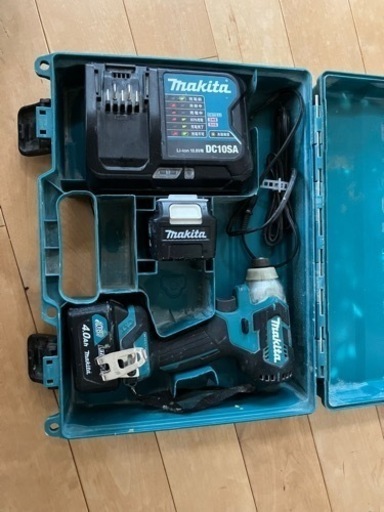 マキタ 充電式インパクトドライバ　TD111DSMX