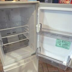 MITSUBISHI Keyword 146L 2ドア冷蔵庫 MR-P15EF-KW 白 2020年製 取扱説明書付き 三菱 冷蔵庫 札幌市東区 新道東店