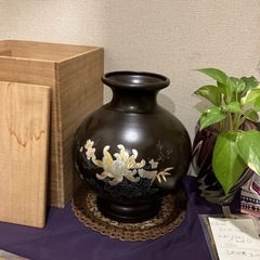 高岡銅器　峰雲作　銅製花瓶　菊　竹　梅
