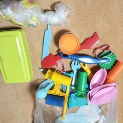 粘土セット 知育玩具  押し型、抜き型、ヘラ、押し出し器など