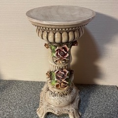 カポディモンテ 陶器花台 イタリア製