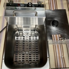 中古　卓上フライヤー　