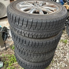 215/60R17スタッドレスタイヤ アルミホイールセット