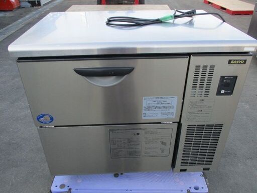 2007年製　SANYO　製氷機