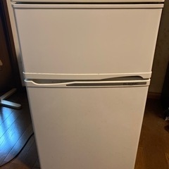 エルソニック ２ドア冷凍冷蔵庫 ET-R0901W