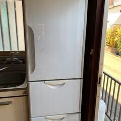ノンフロン型冷凍冷蔵庫（日立アプライアンス株式会社2009年度製）
