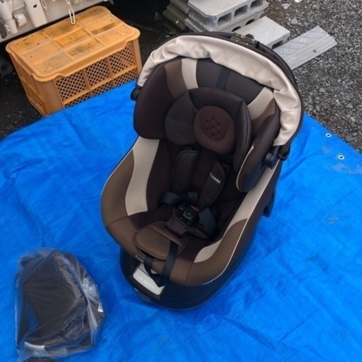 コンビ チャイルドシート ネルーム エッグショック NC-470