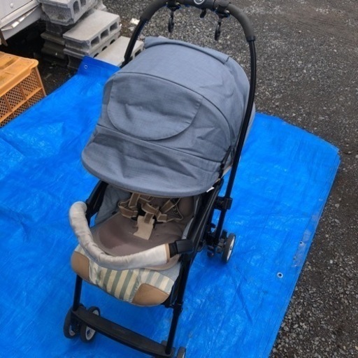 コンビ ベビーカー メチャカルハンディα