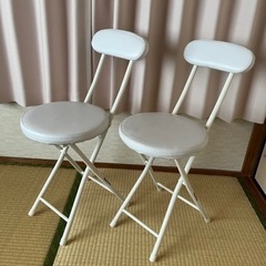 【取引中】椅子　ホワイト　2脚セット