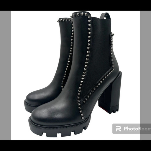 クリスチャン ルブタン Out Line Spike Lug アンクルブーツ ショート