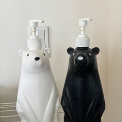 白クマ&黒クマ PET 詰め替えボトル 950ml