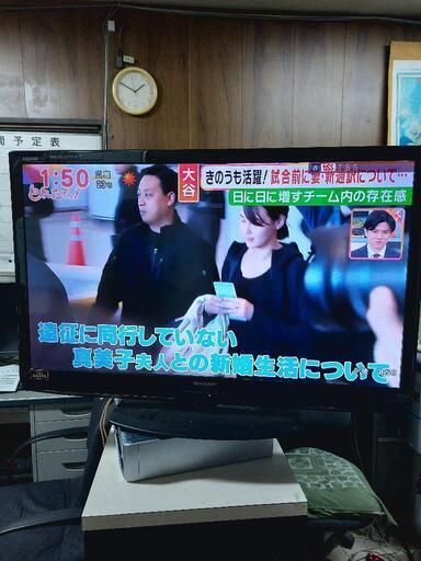 SHARP　AQUOS液晶テレビ　LC-40V5　2011年製