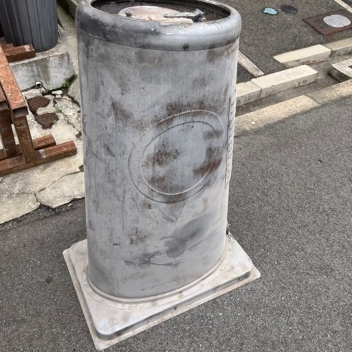 船　　煙突
