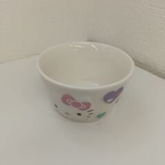 ハローキティ　ファミリーマート　陶器カップ