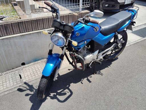 YBR125 ヘッドライトH4他、軽カスタム