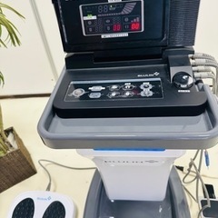 BLULIN7 低周波ミドル波/温熱EMS