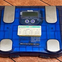 タニタ 体重計（体脂肪計付き）TBF-607