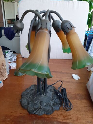 M●アンティーク　リリー(百合)　真鍮テーブルランプ アンティーク】リリーランプ テーブルランプ M○アンティーク リリー